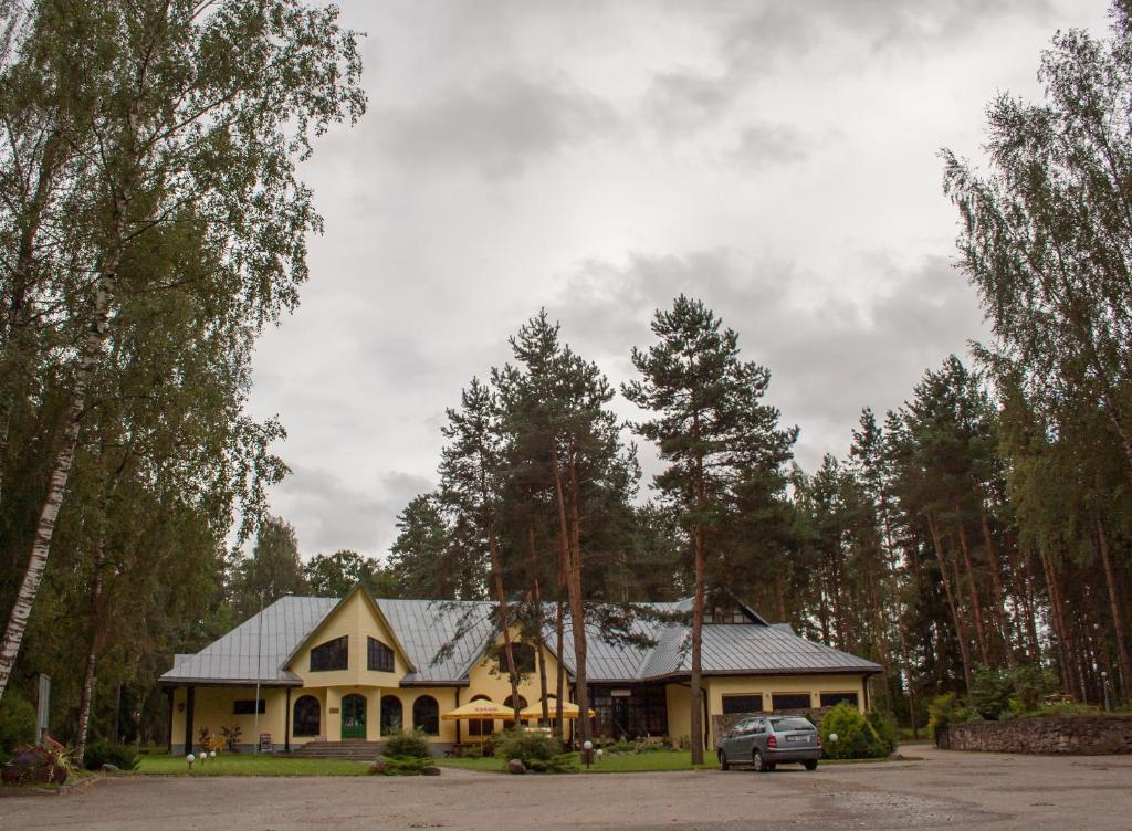 Motel Brencis Iecava ภายนอก รูปภาพ