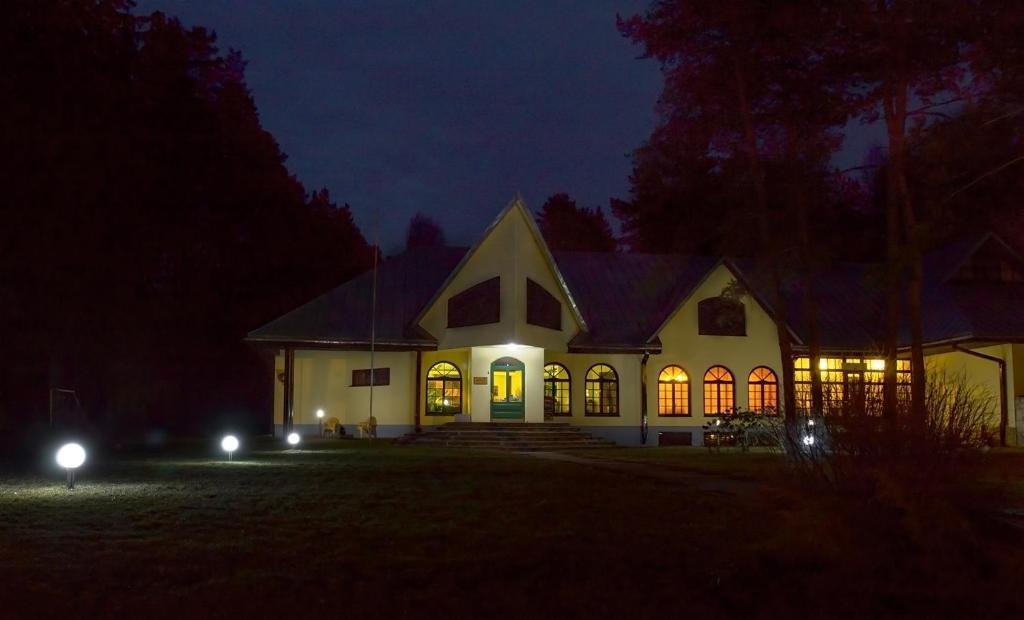 Motel Brencis Iecava ภายนอก รูปภาพ